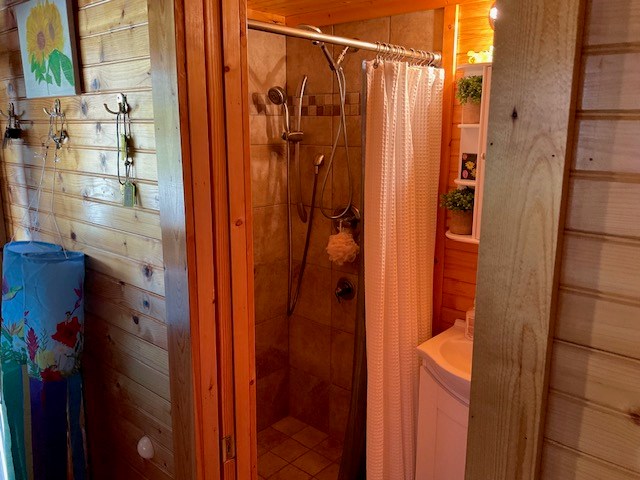 2524 Edmonds Rd Property Photo 5