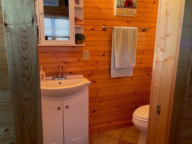 2524 Edmonds Rd Property Photo 6