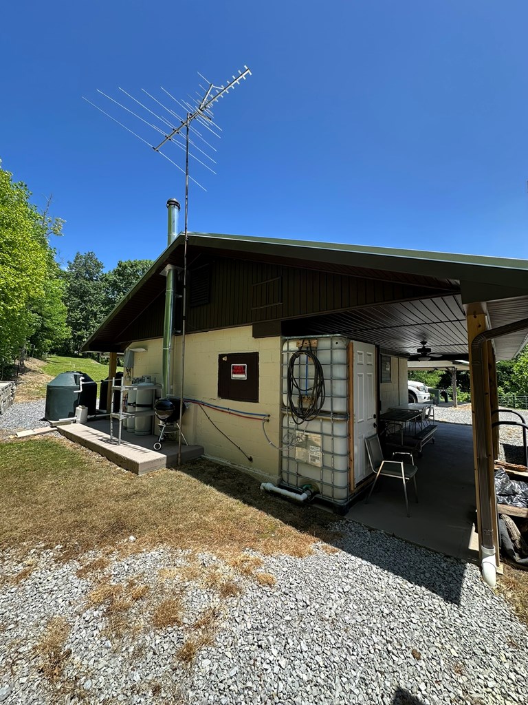 348 Coal Pit Branch Drive Property Photo 6