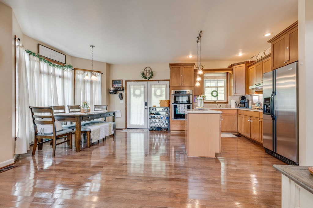 472 Evas Walk Property Photo 12