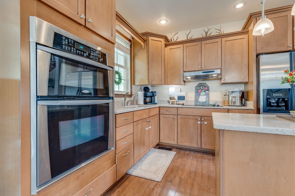 472 Evas Walk Property Photo 15