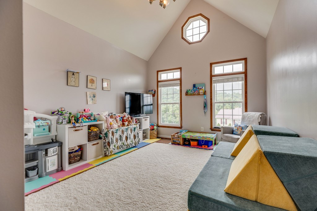 472 Evas Walk Property Photo 22