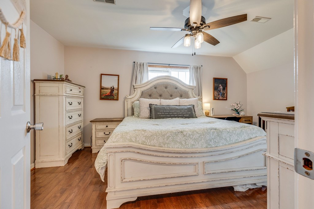 472 Evas Walk Property Photo 26