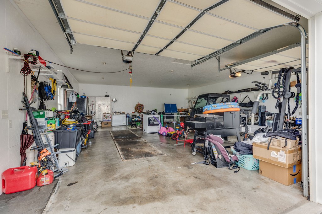 472 Evas Walk Property Photo 37