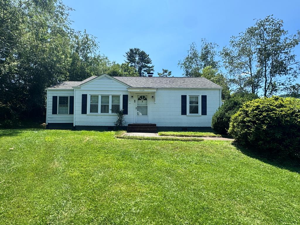 469 Nuckolls Curve Rd Property Photo 1