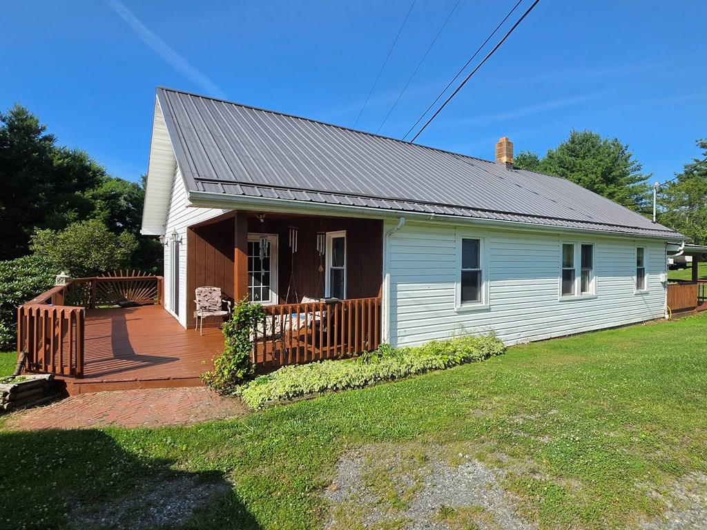 23 Windytown Rd Property Photo 1
