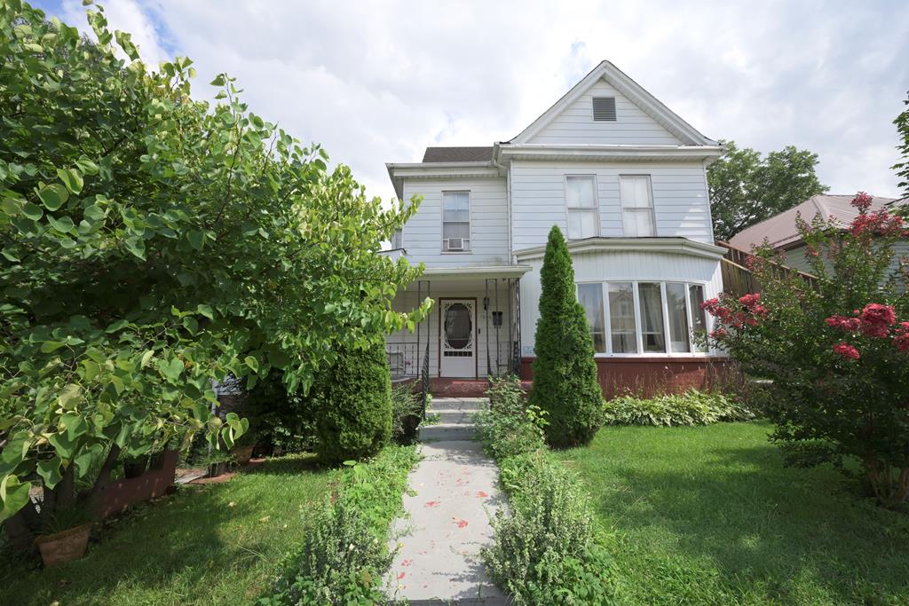 1000 Highland Ave Property Photo 1