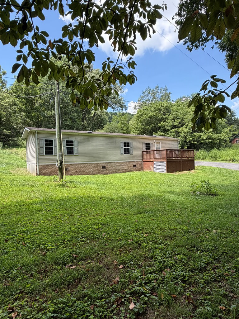 16248 Mill Creek Rd Property Photo 2