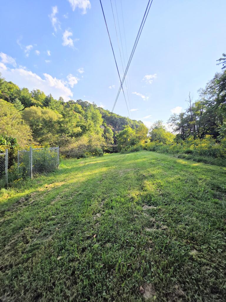 6048 Clearfork Rd Property Photo 25