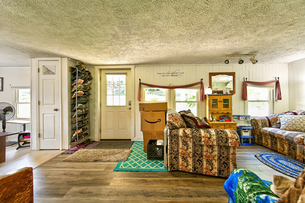 435 Lots Gap Rd Property Photo 10