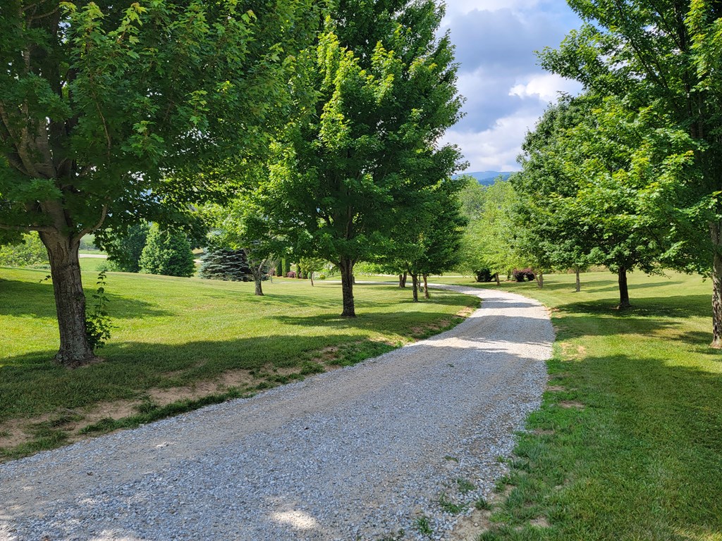 111139 Property Photo 37