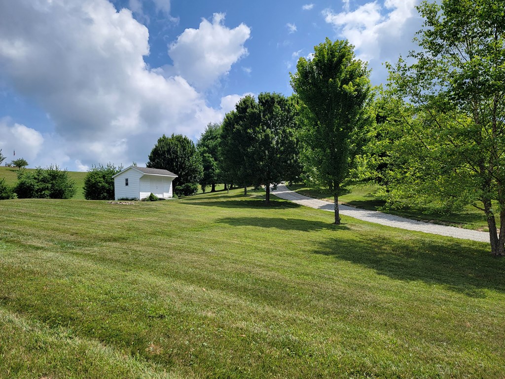 111139 Property Photo 40