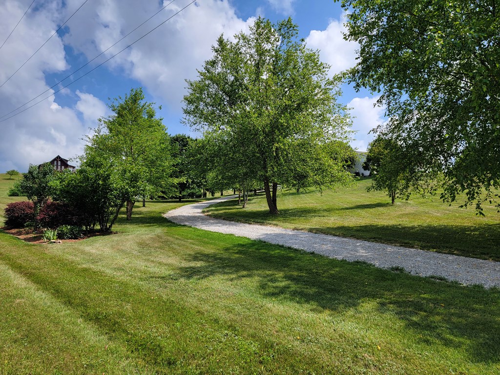 111139 Property Photo 42
