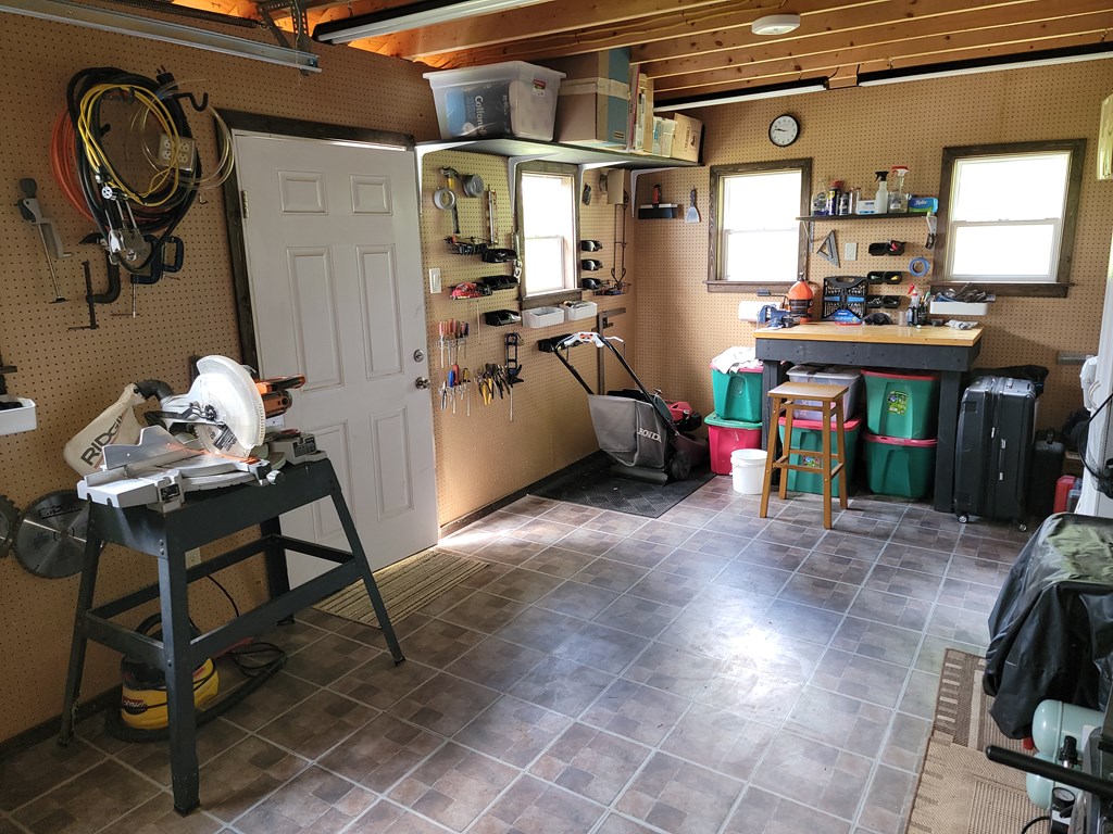 111139 Property Photo 60