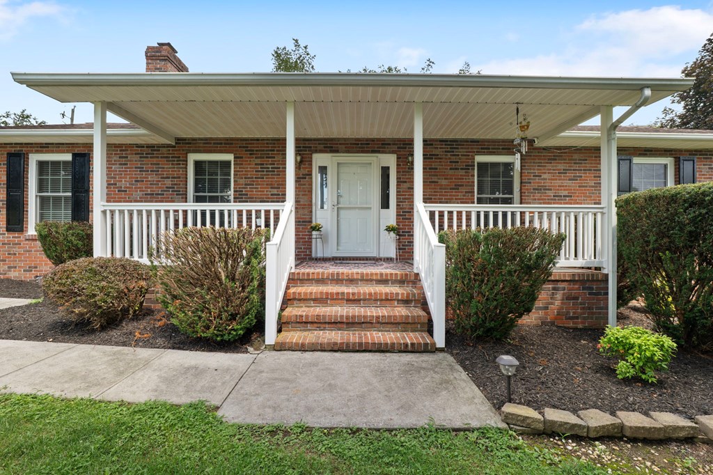506 Cherry Hill Dr Property Photo 11