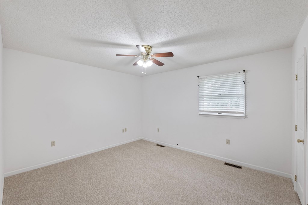 506 Cherry Hill Dr Property Photo 25