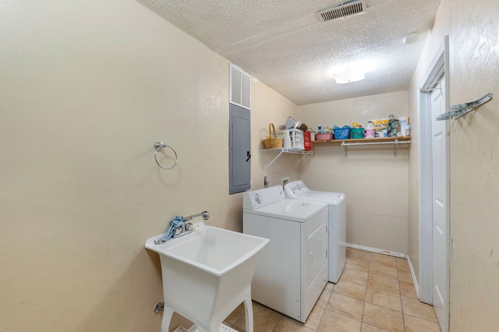 506 Cherry Hill Dr Property Photo 45
