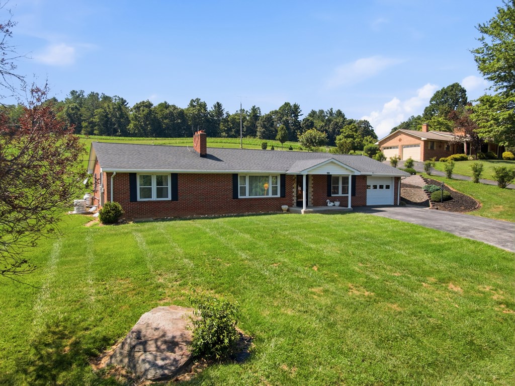 181 Ridgeview Rd Property Photo 2