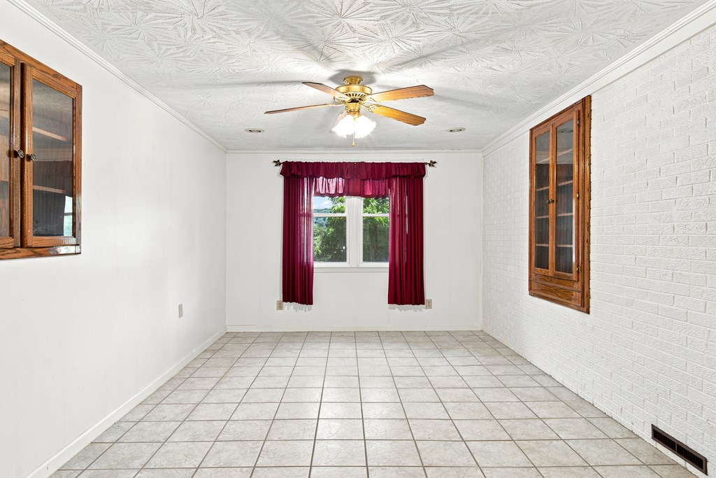 181 Ridgeview Rd Property Photo 28