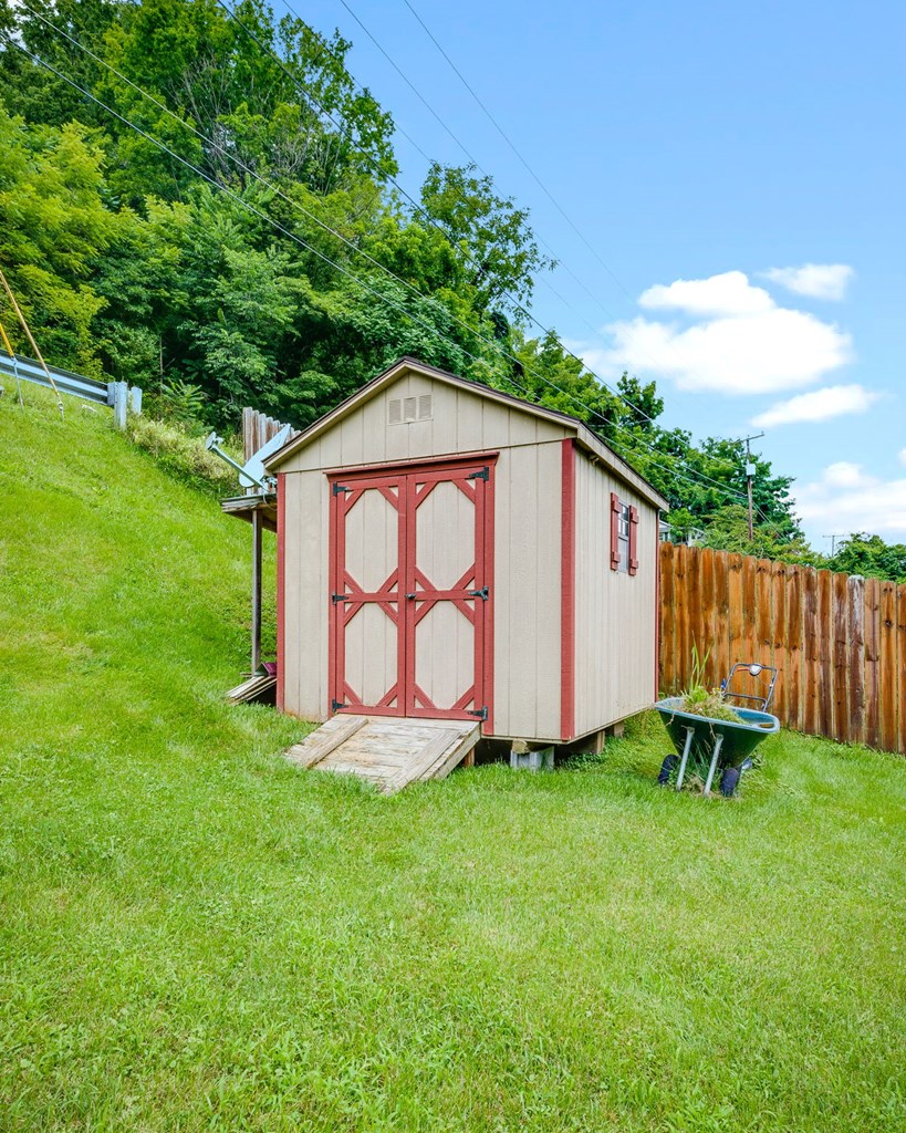 840 Matson Dr Property Photo 40
