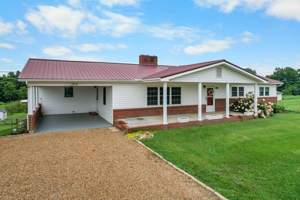 34296 Stagecoach Rd Property Photo 2