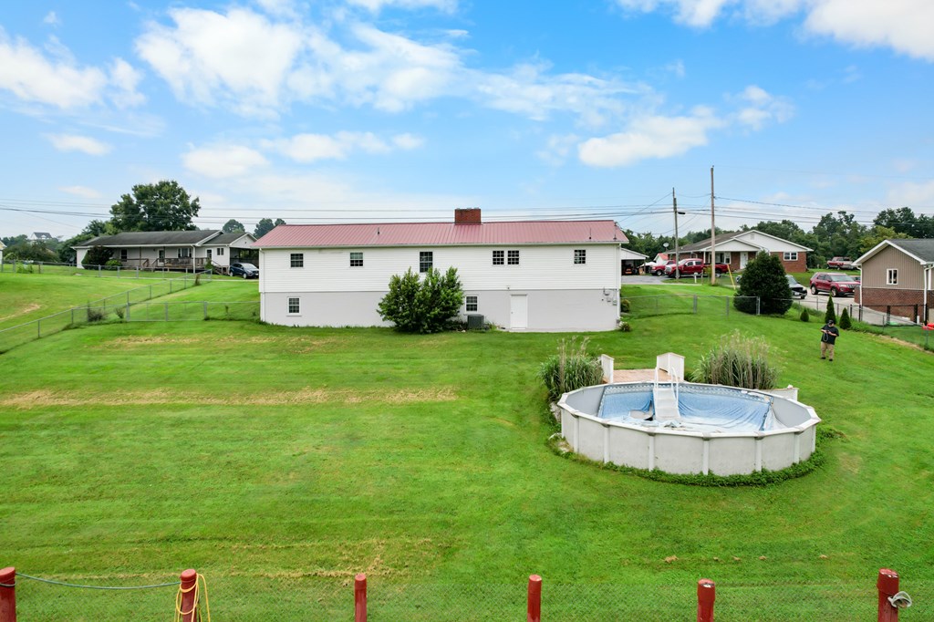 34296 Stagecoach Rd Property Photo 4
