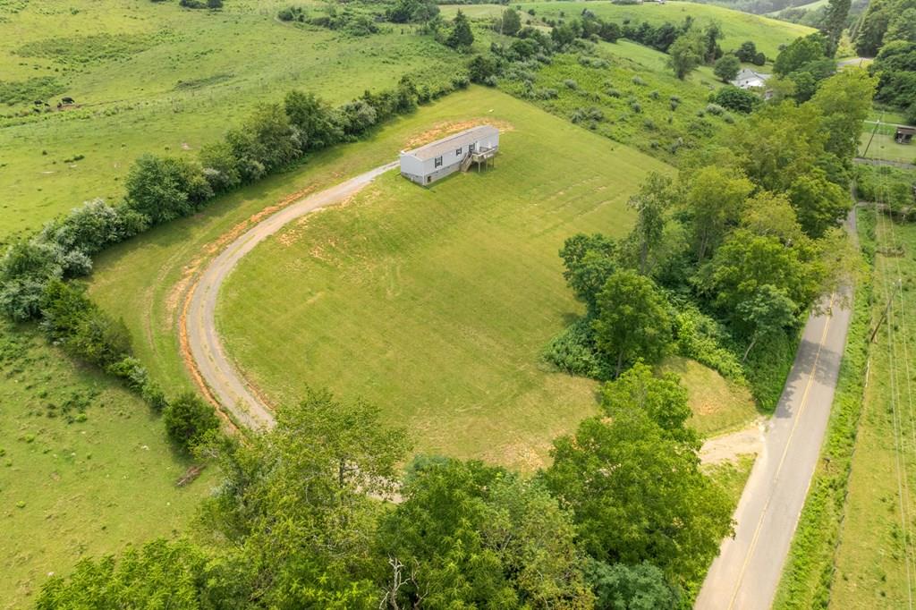 3636 Pine Run Road Property Photo 1