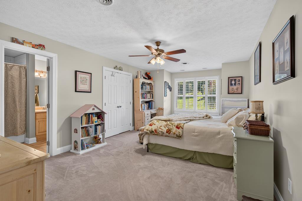 22979 Lone Eagle Drive Property Photo 40