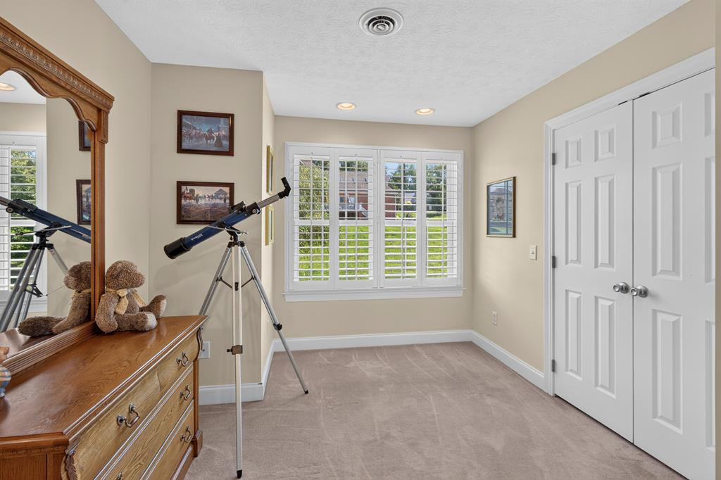 22979 Lone Eagle Drive Property Photo 47