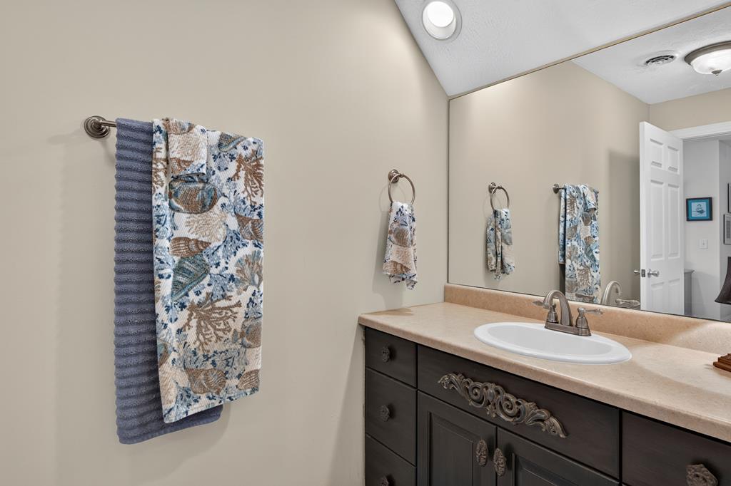 22979 Lone Eagle Drive Property Photo 50
