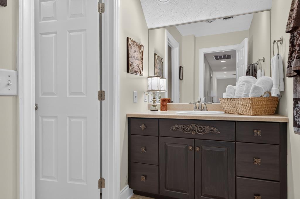 22979 Lone Eagle Drive Property Photo 52