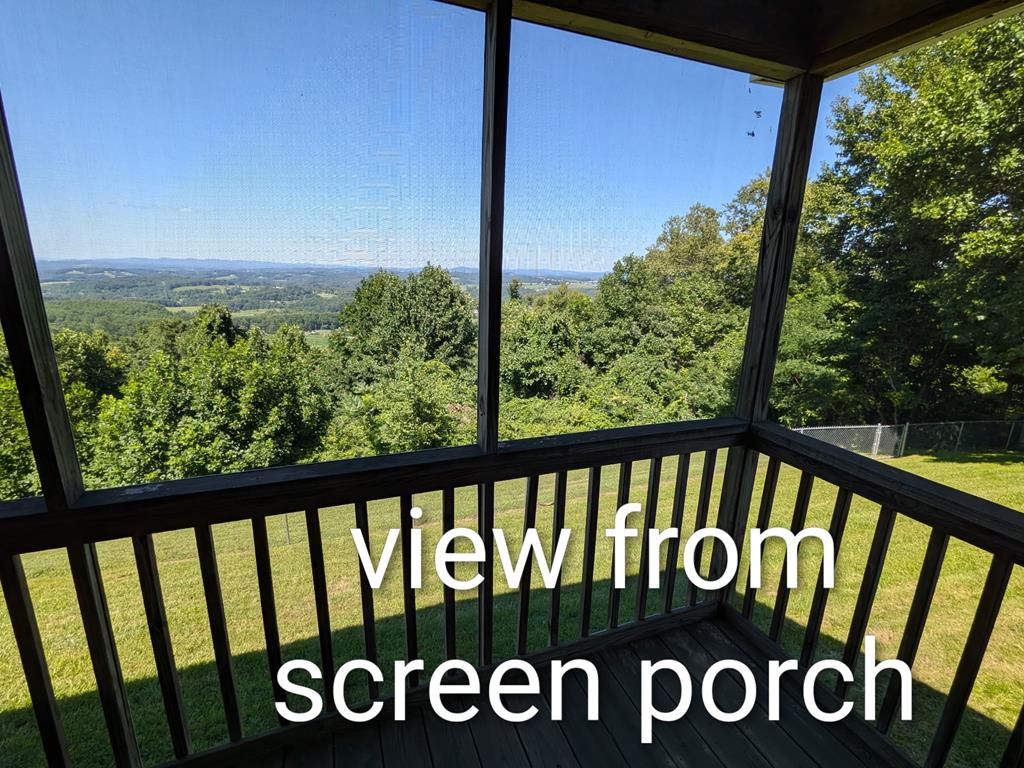 802 Carrollview Property Photo 2