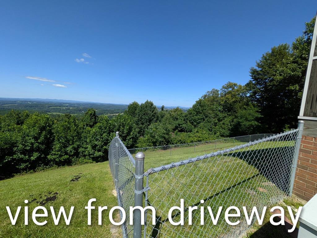 802 Carrollview Property Photo 3