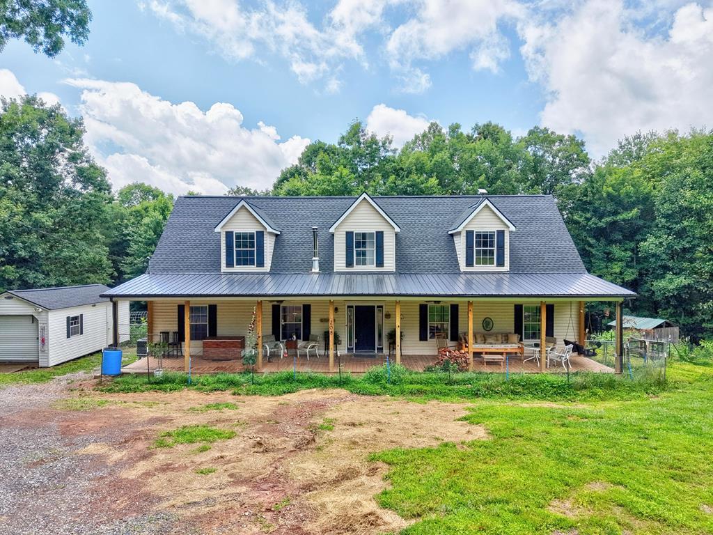 208 Bearclaw Ln Property Photo 2