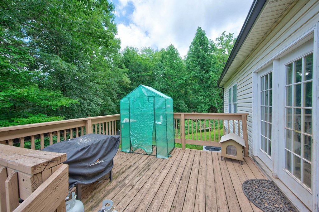208 Bearclaw Ln Property Photo 84