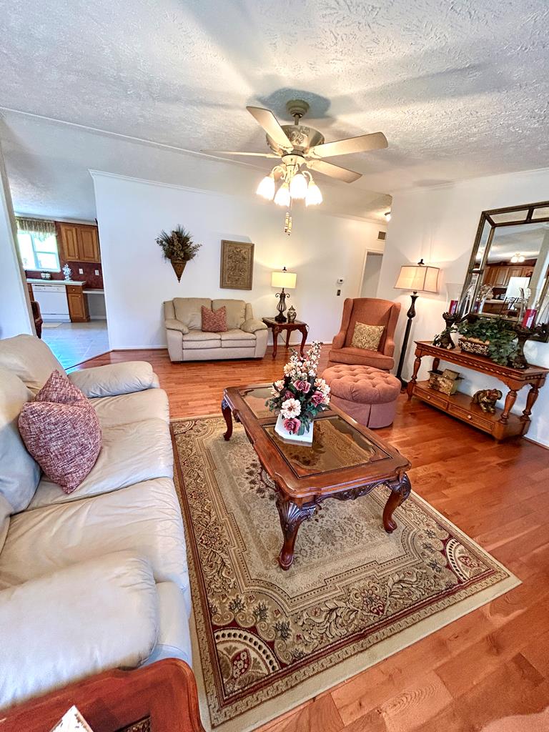 2783 Mountain Rd. Property Photo 6