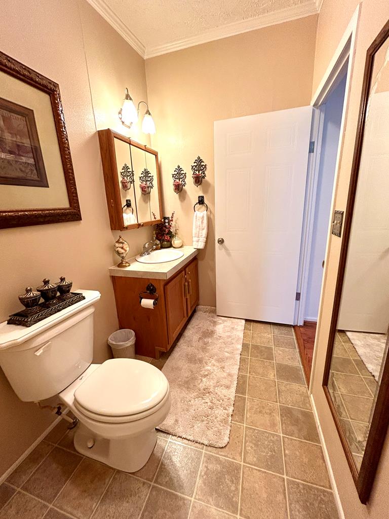 2783 Mountain Rd. Property Photo 23