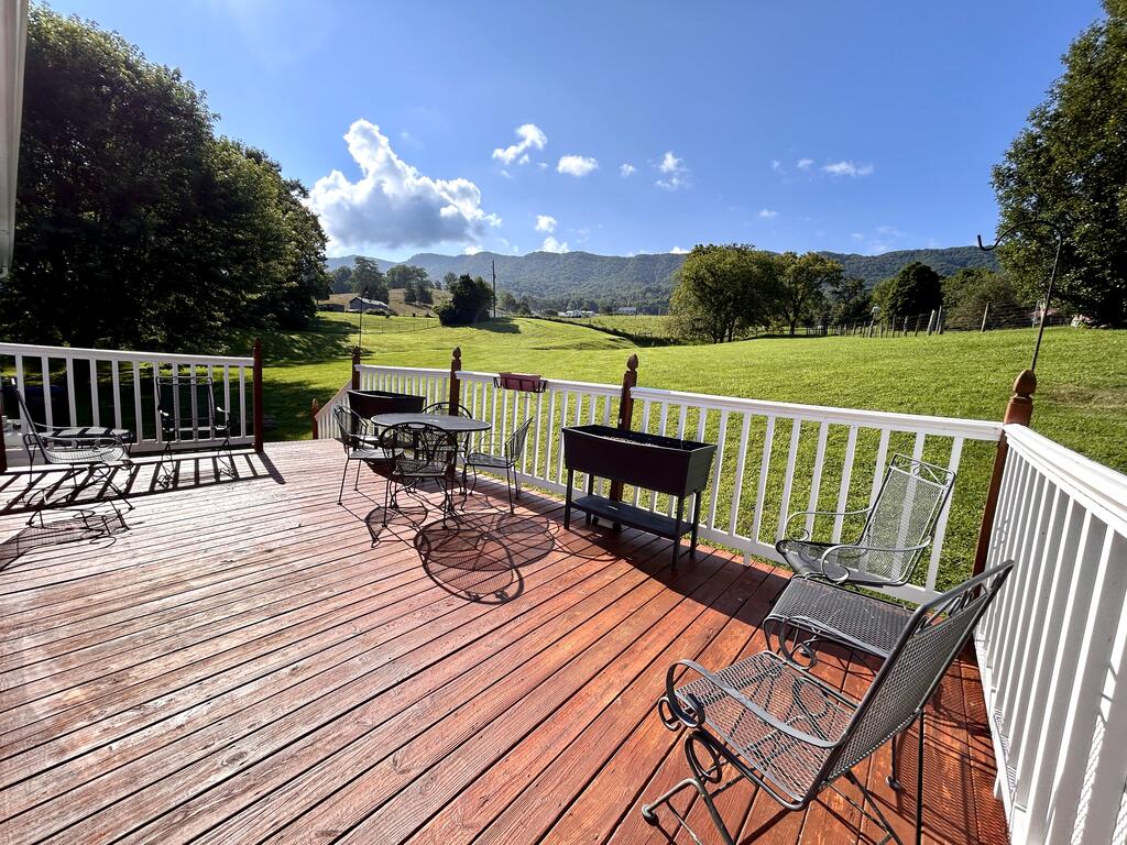 2783 Mountain Rd. Property Photo 33