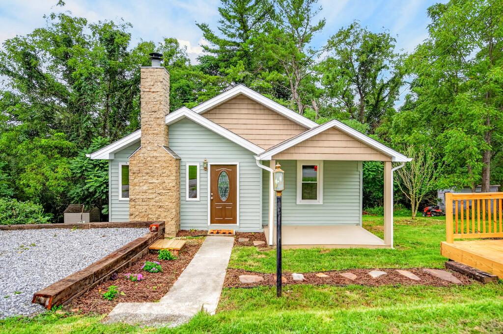 3721 Largen Hill Property Photo 1