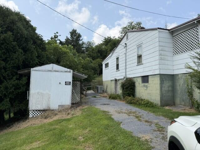 269 Vickey Property Photo 6
