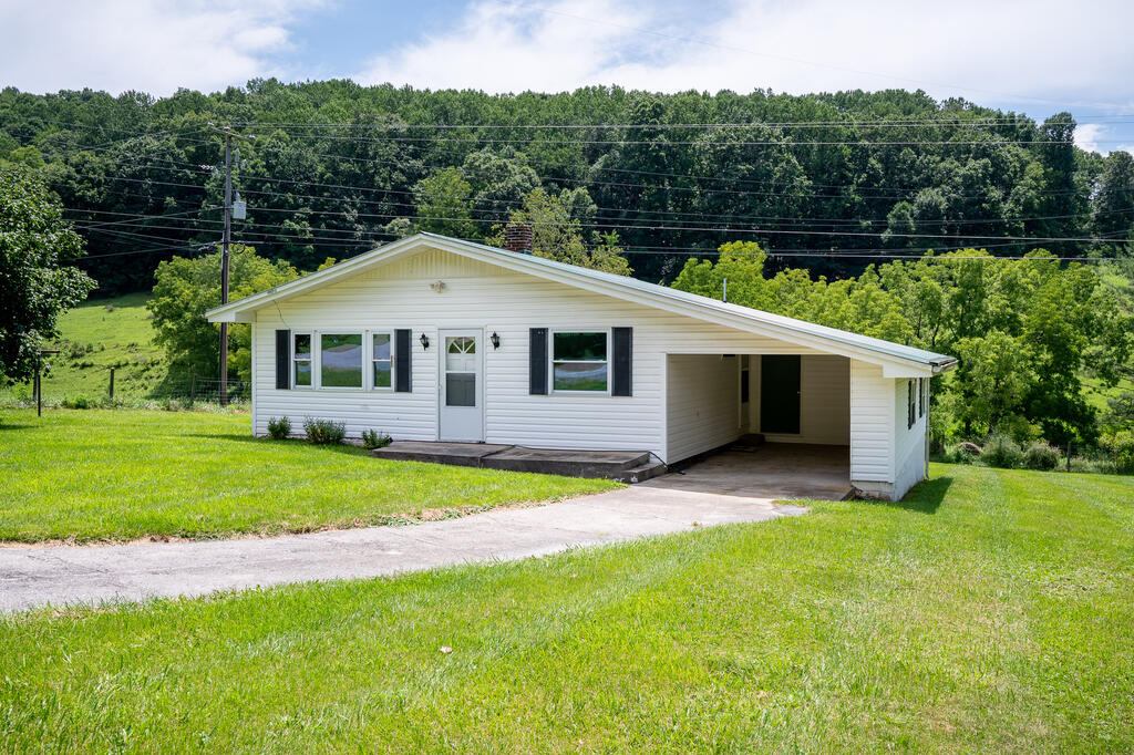 9656 E Blue Grass Trl. Property Photo 4