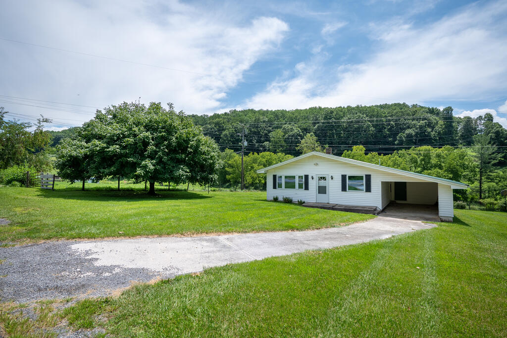 9656 E Blue Grass Trl. Property Photo 6