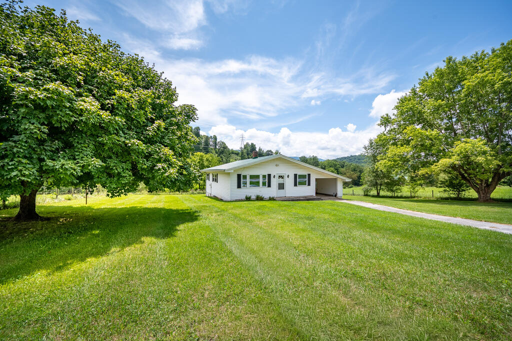 9656 E Blue Grass Trl. Property Photo 7
