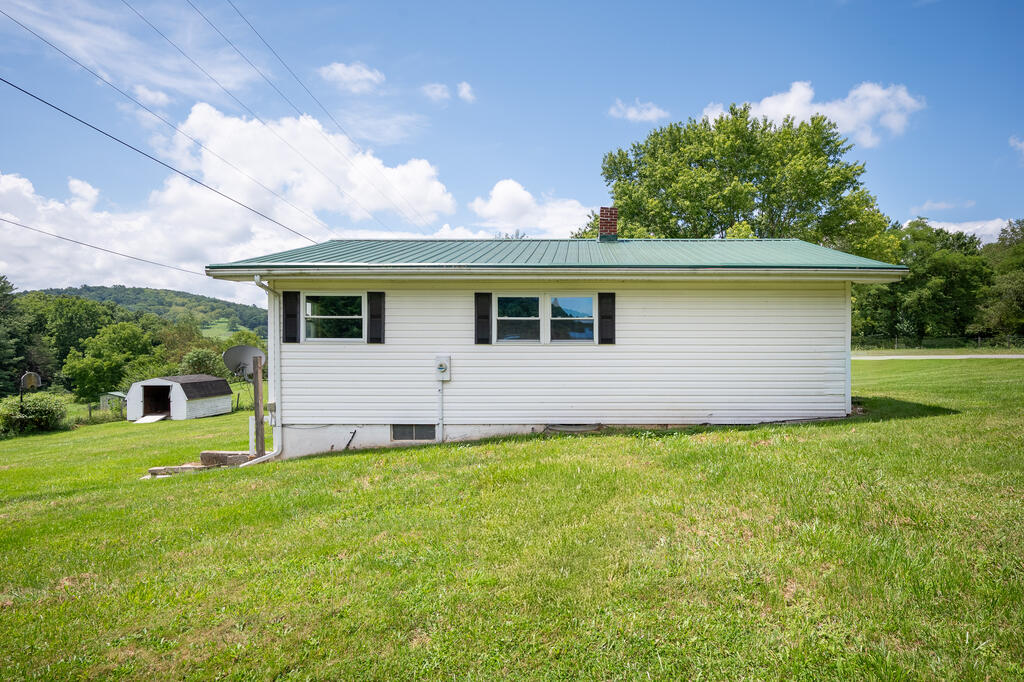 9656 E Blue Grass Trl. Property Photo 8