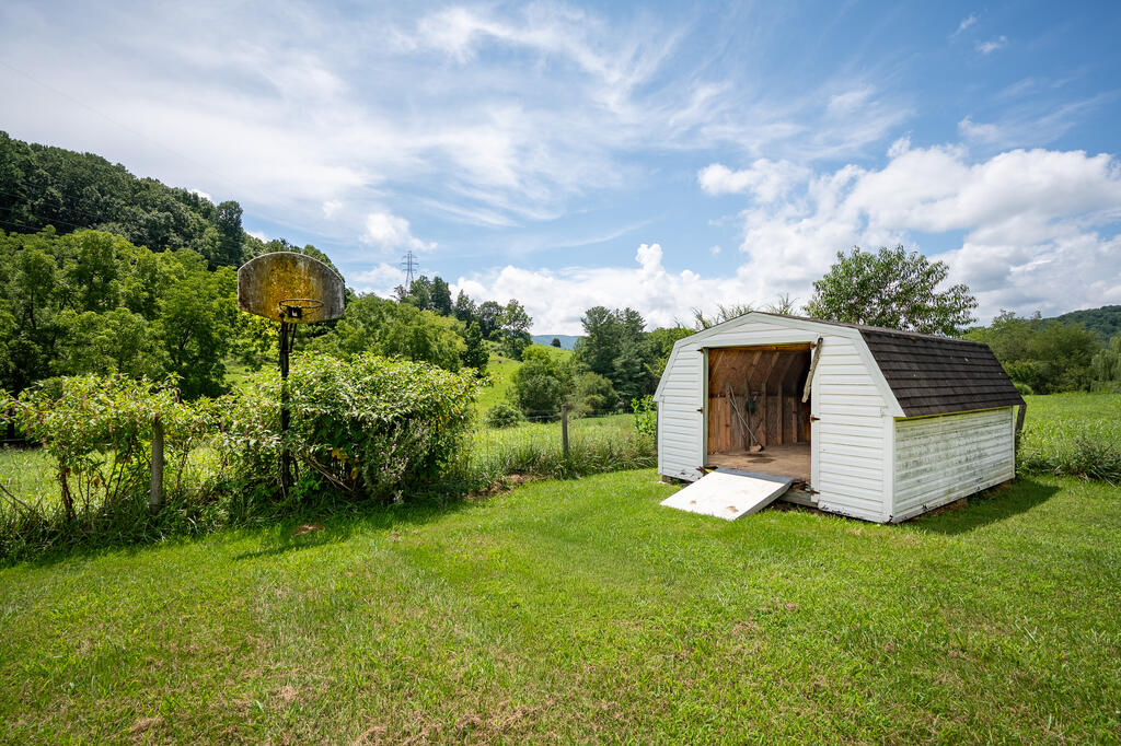 9656 E Blue Grass Trl. Property Photo 13