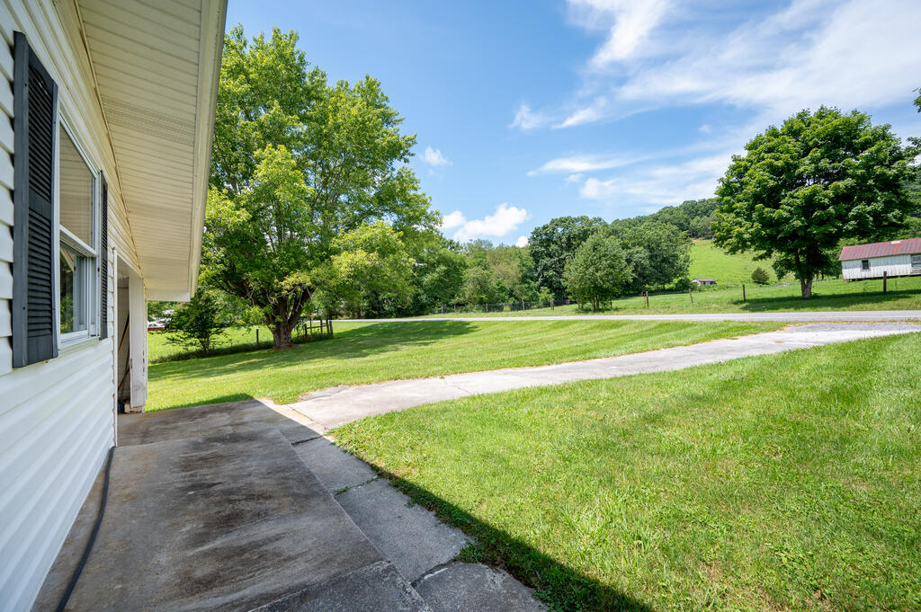 9656 E Blue Grass Trl. Property Photo 21