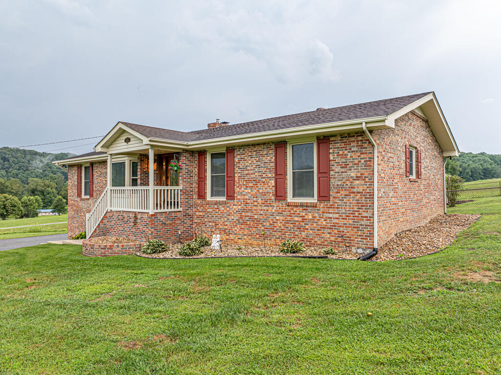 20306 Benhams Rd Property Photo 7