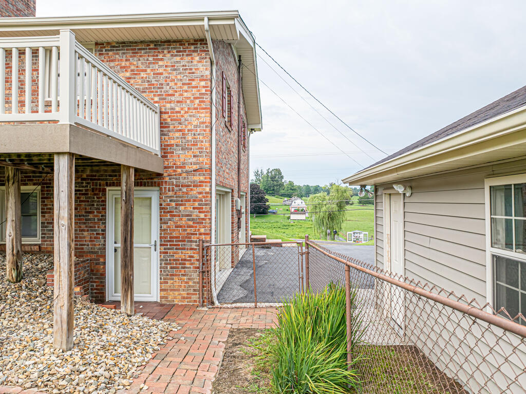 20306 Benhams Rd Property Photo 18