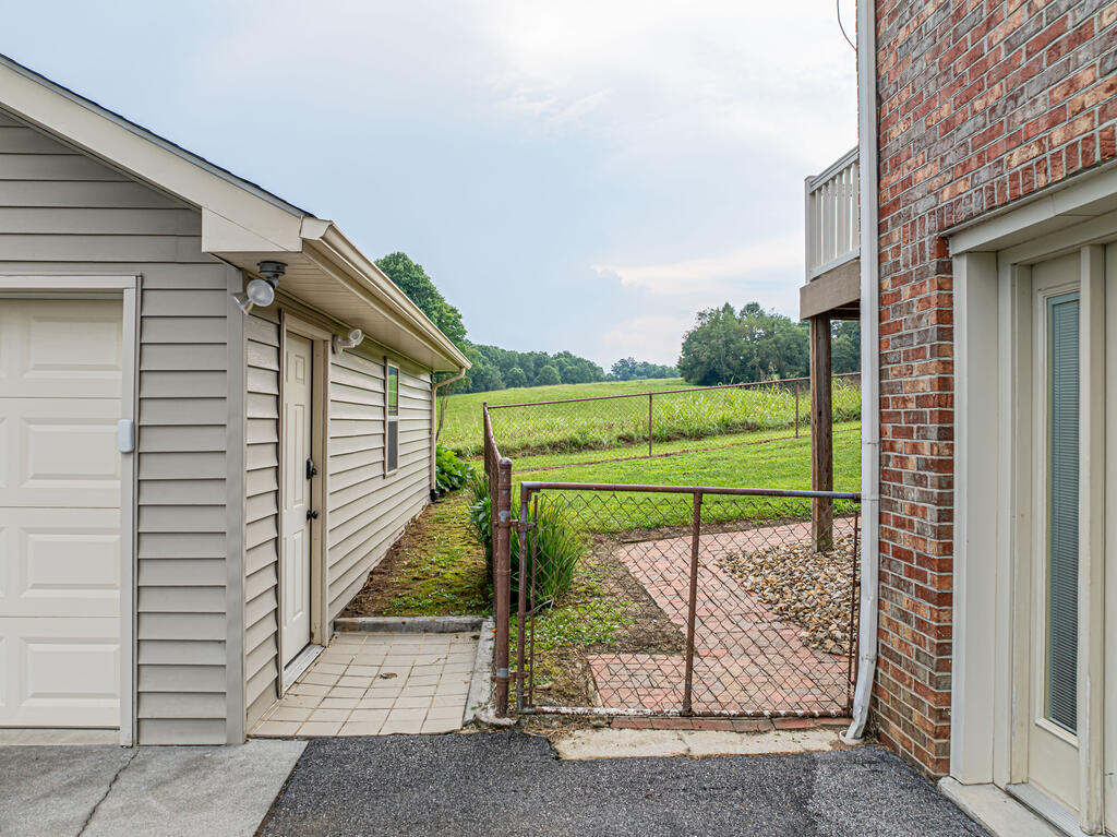 20306 Benhams Rd Property Photo 19