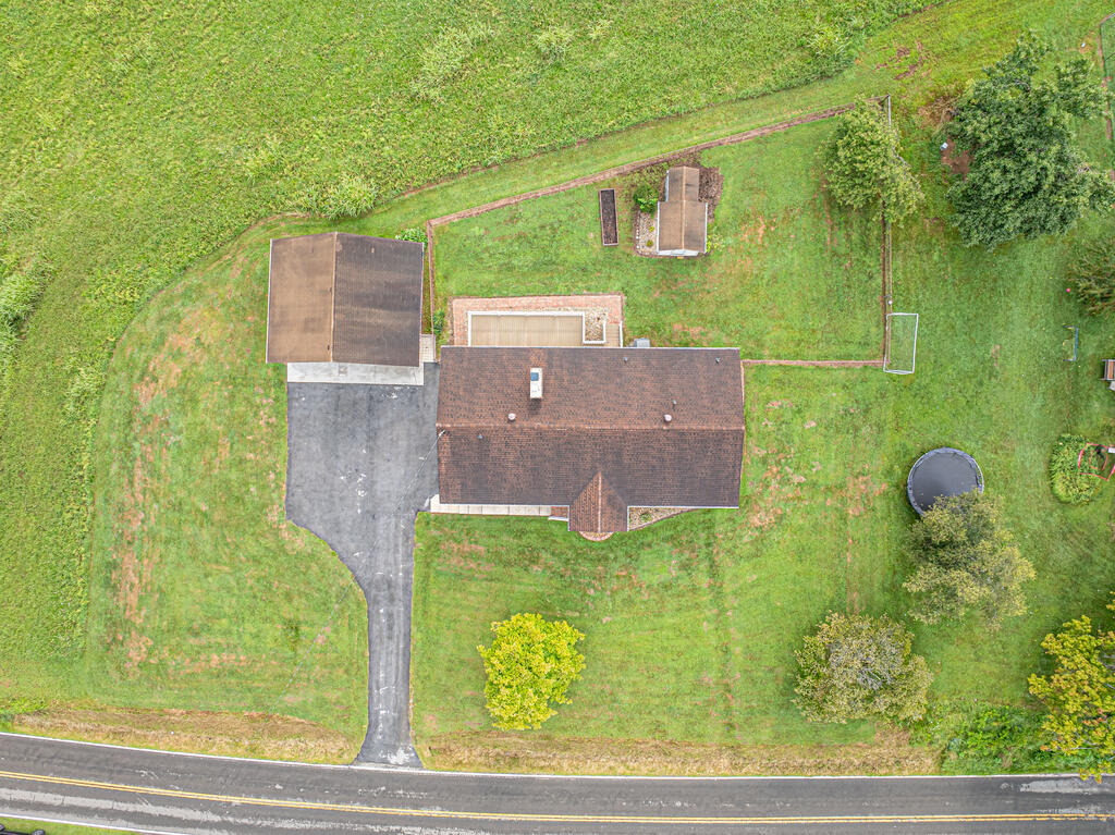 20306 Benhams Rd Property Photo 24